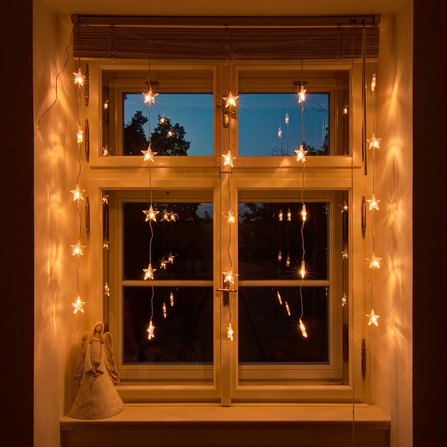 Vánoční osvětlení do okna 1,2 x 1,2 m, propojovatelné, hvězdy